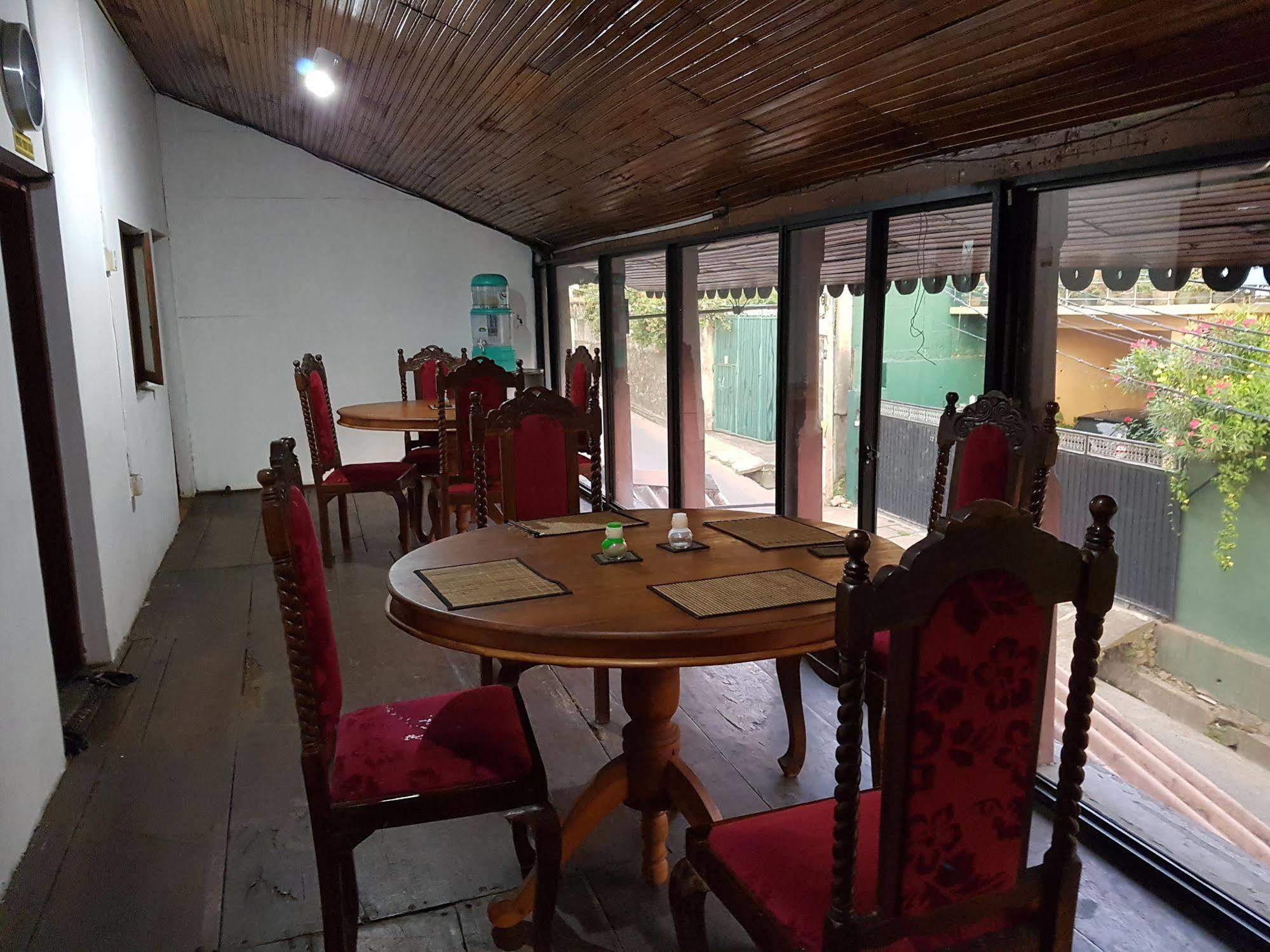 Hostel 107 Kandy Luaran gambar